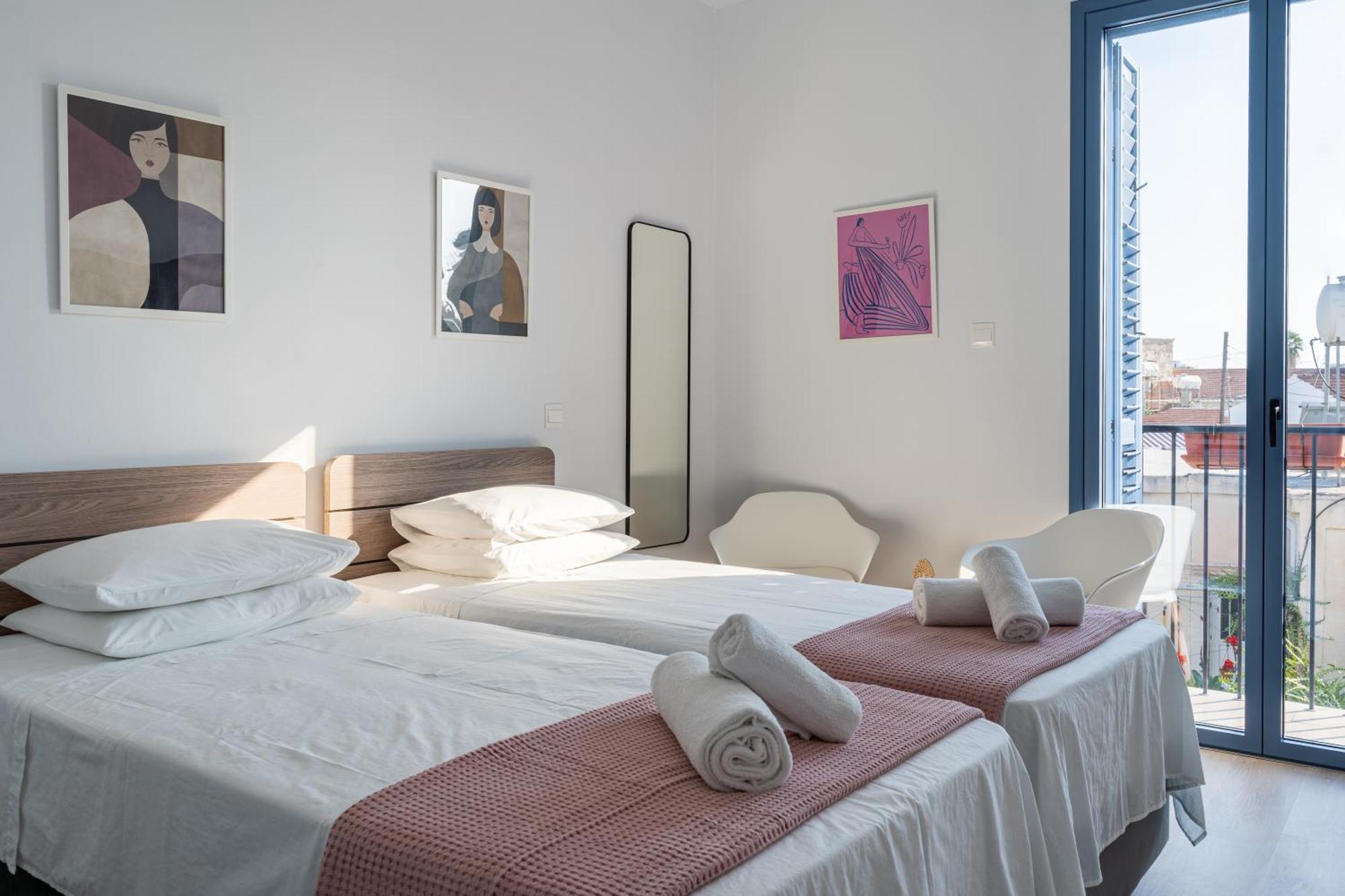 Le Voyageur By The Sea - Furnished Rooms Larnaca Exterior foto