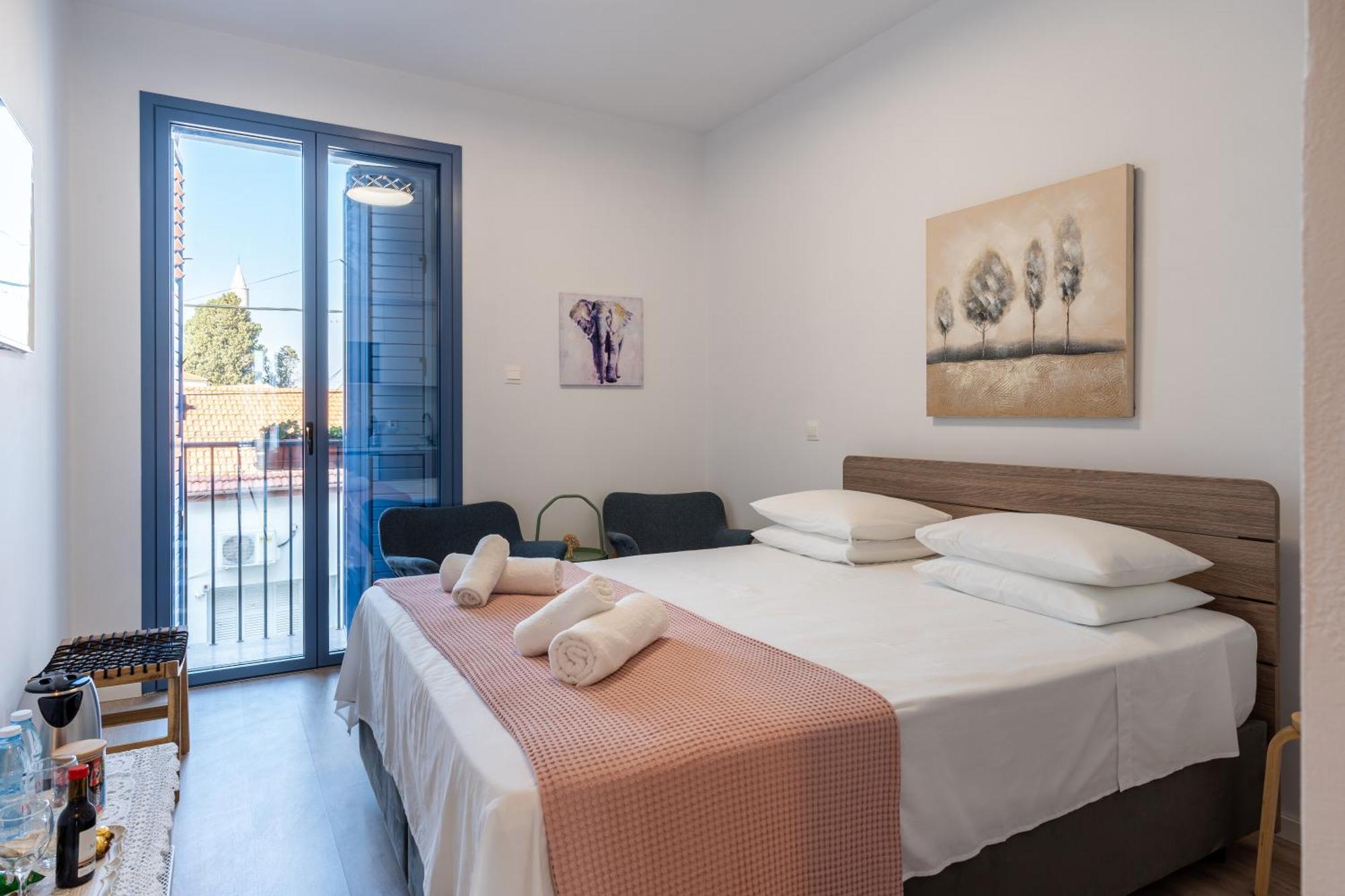 Le Voyageur By The Sea - Furnished Rooms Larnaca Exterior foto